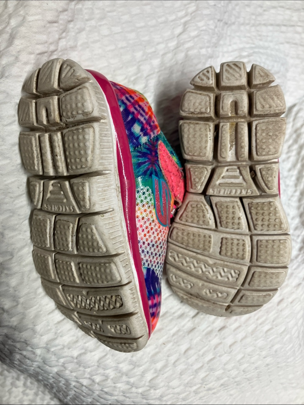 Skechers Girls Pink Multi Athletic Sneakers with Teal Accents - Picture 4 of 8
